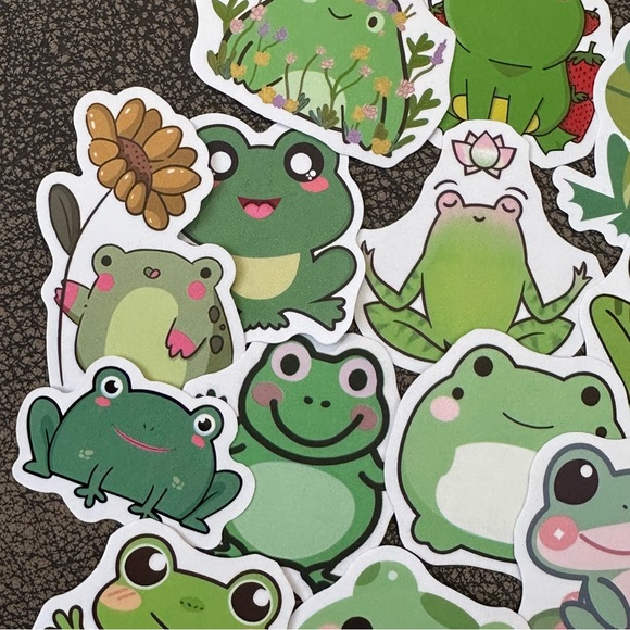 NEW! NWOT Set of 14 frog stickers - classroom prizes gift bags party favors - Picture 9 of 12